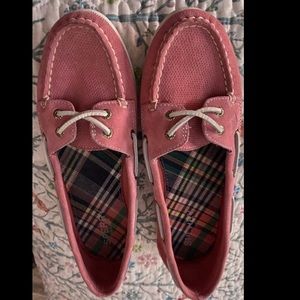 Sperry Womens loafer/boat shoe, pink, size 8, worn only once.